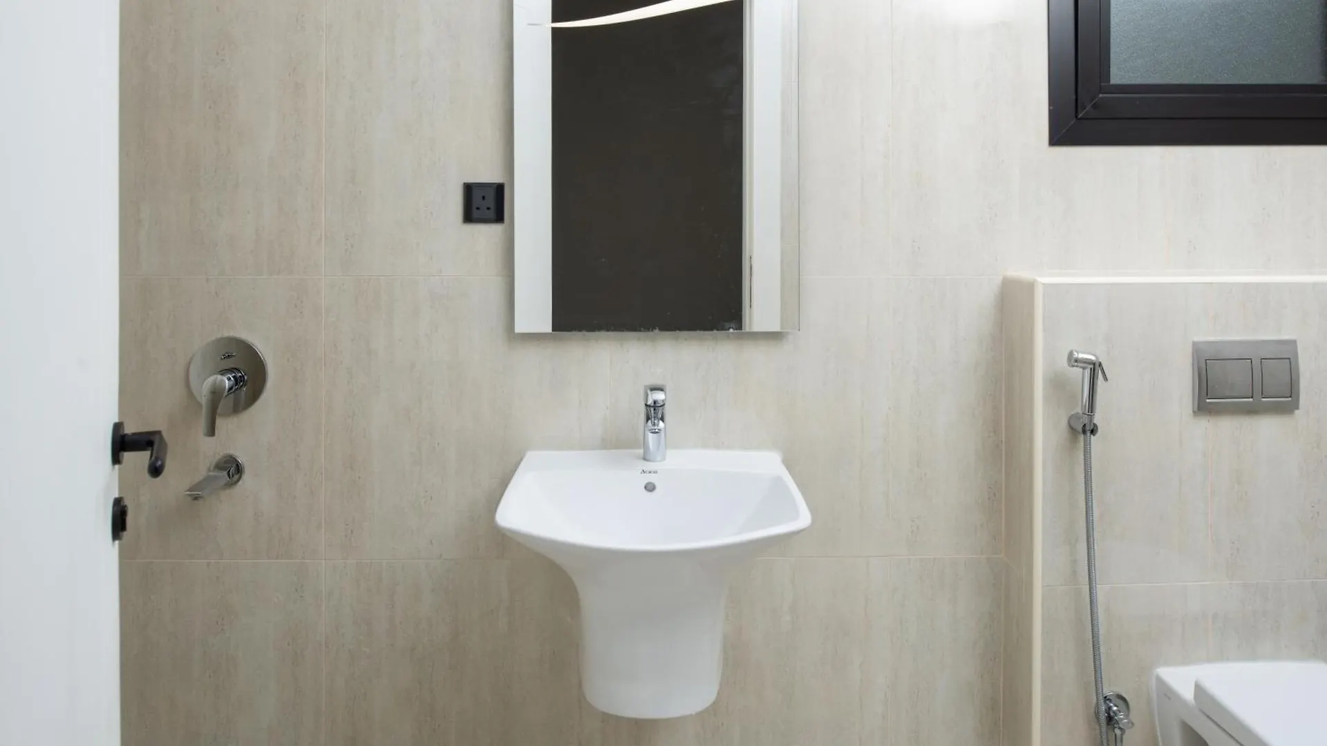 اجنحة غرس الفاخرةd18 Apartment Medina