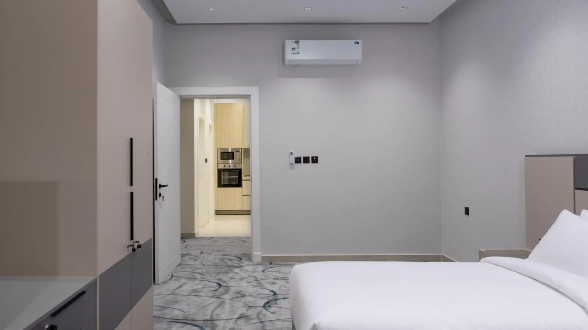 اجنحة غرس الفاخرةd18 Apartment Medina