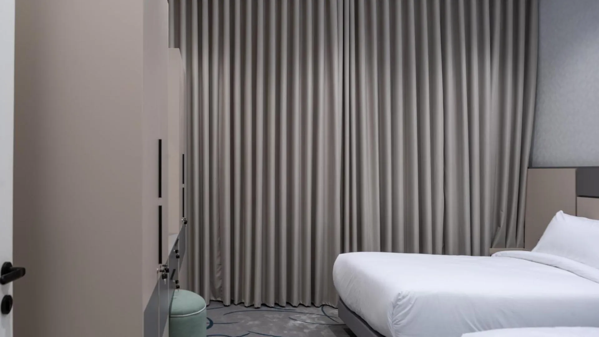 اجنحة غرس الفاخرةd18 Apartment Medina